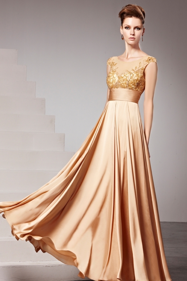 gold elegant lang Abendkledier 2016